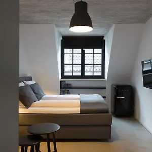 https://square-rooms.dortmundhotels.net